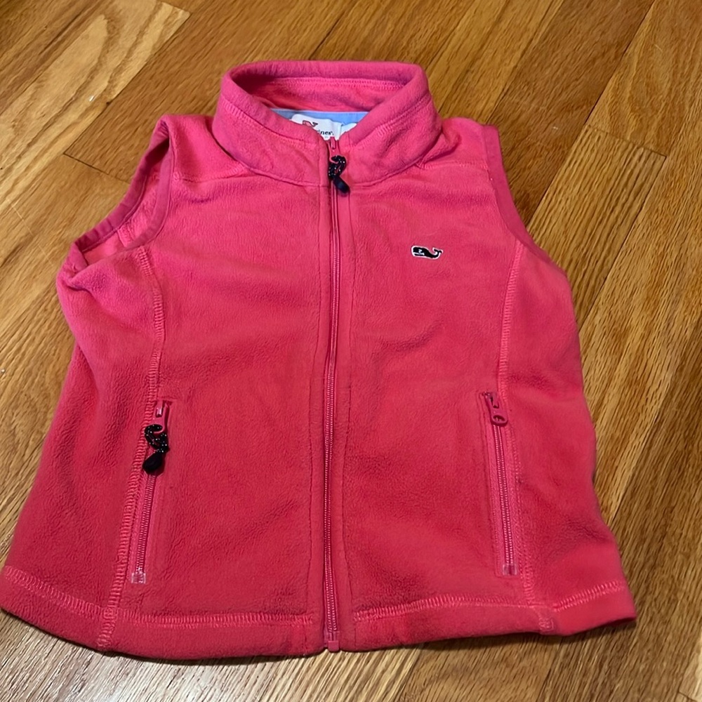 Vineyard vines fleece vest